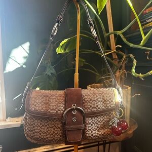 Vintage Coach Soho Buckle Shoulder Bag